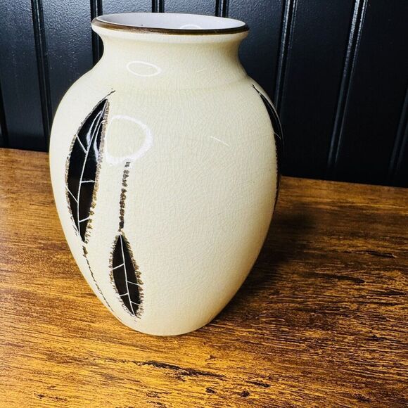 Vintage Antique Italian Vase Italy Textured Off White Black Leaves MCM - Picture 4 of 8
